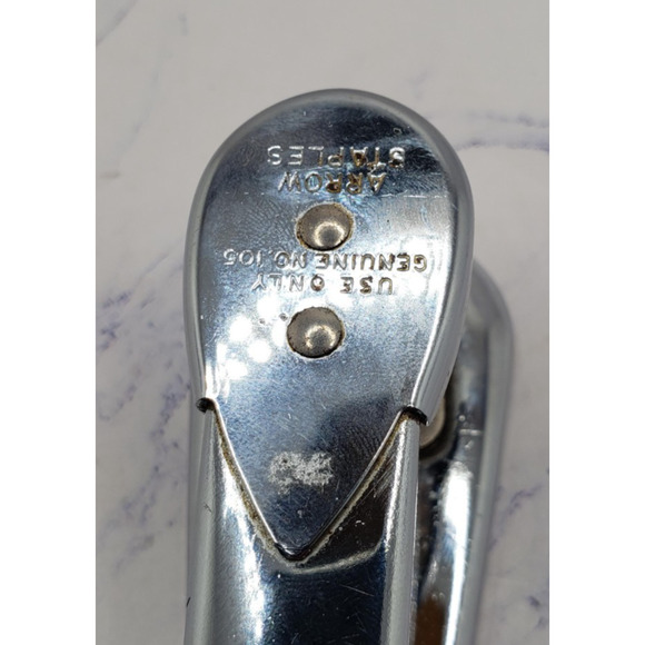 Vintage Arrow No 105 Chrome Metal Handheld Desk Stapler - Picture 5 of 8
